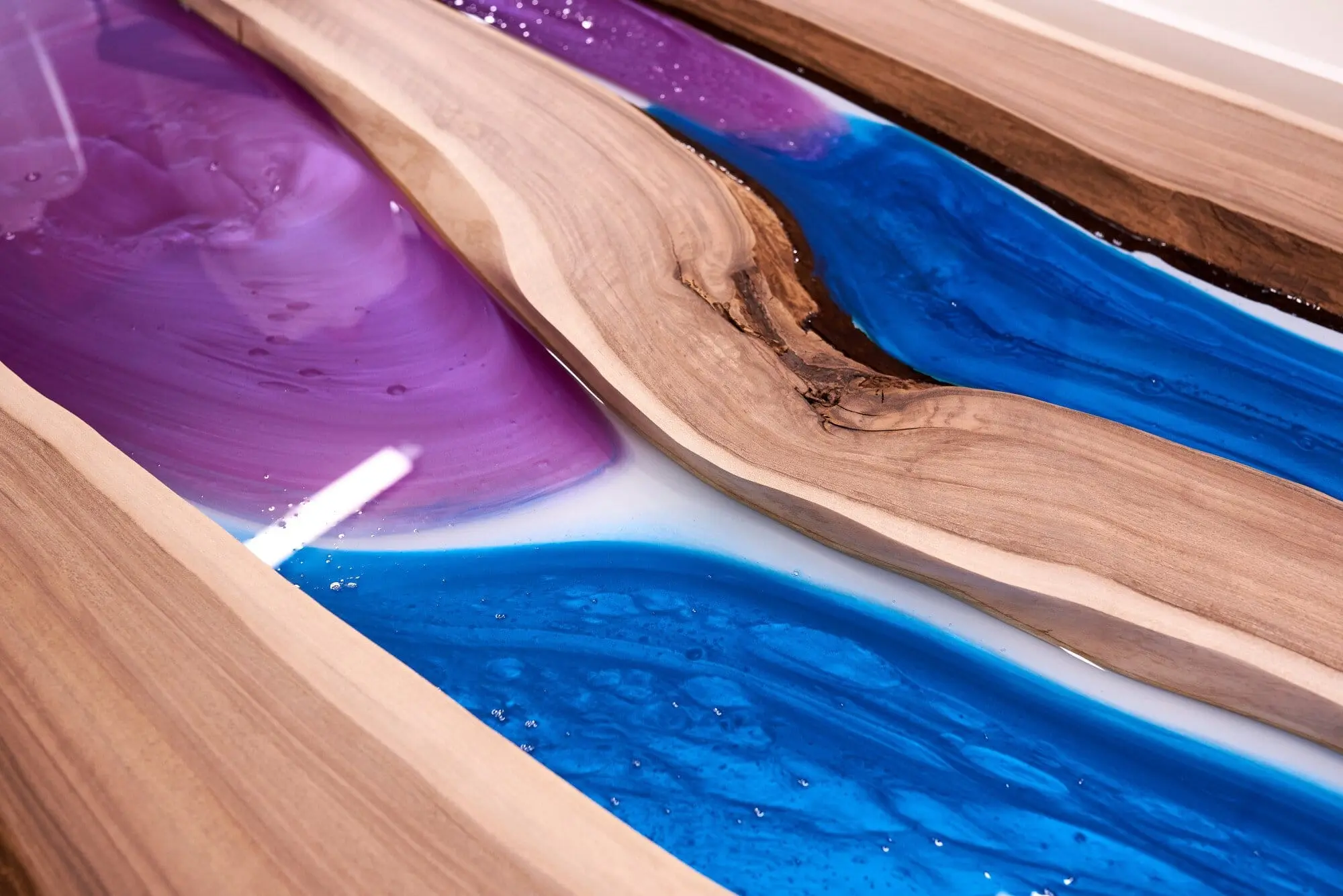8 Sleek Epoxy Floor Colors to Consider for Your South Florida Property