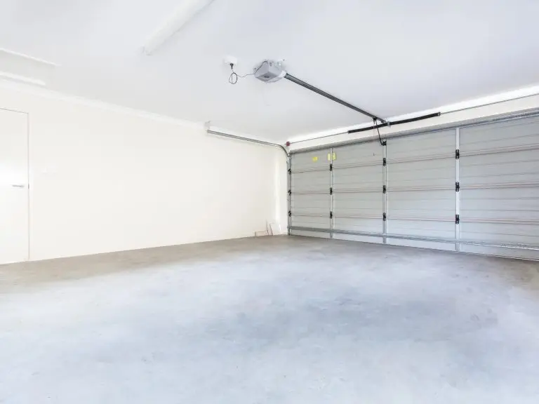 How to Transform Your Garage with an Epoxy Concrete Floor